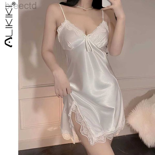 Sleep Sleep Lounge Womens Satin NightGowns Fomen Femmes Sexy Lingerie Lace Chemise Slip Robe Silk négligee Babydoll Nighty Sleepwear D240419