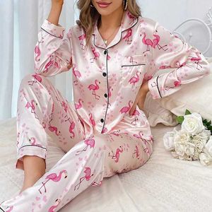 Salón de sueño para mujeres Silk Satina Satin Pajamas