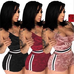 Women's nachtkleding 2 stuks pyjama's vrouwen gestreepte zachte sexy nachtkleding pak fluwelen lingerie set geplooide sets riem top + losse shorts