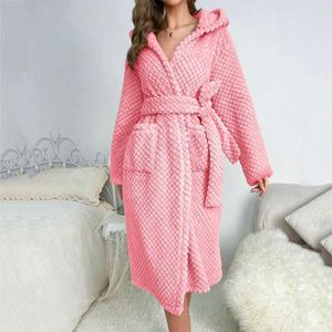 Vêtements de nuit pour femmes 2023 Automne Corail Peluche Robe à capuche Peignoir Femmes Hiver Épaissir Doux Chemise de nuit Robes Femme Grande Maison Robes de chambre