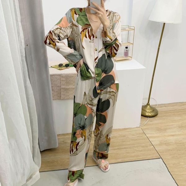 Vêtements de nuit pour femmes 2023 Printemps Mode Dames Soie Satin Mince Robe Confortable Style Frais Imprimé Floral Sexy Pyjamas Femmes Homewear