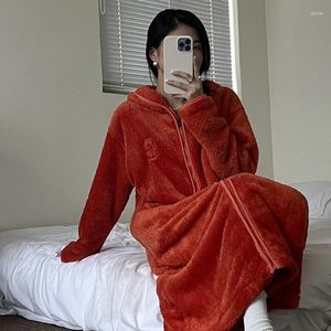 Vêtements de nuit pour femmes 2023 Winter Sleep Loungewear Flanelle Sous-vêtements Rouge Vêtements de Noël Coral Velvet Filles Femme Home Robes Robe de bain