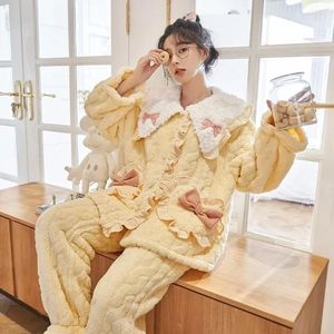 Vêtements de nuit pour femmes 2024 Pyjamas d'hiver haut de gamme Femmes Épais Flanelle Étudiant Mignon Homewear Chaud Peluche Coral Velvet Loungewear Set