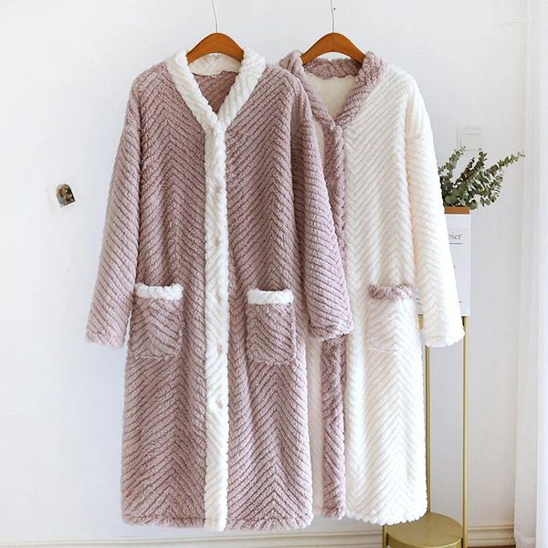 Vêtements de nuit pour femmes Automne Hiver Robe Femmes Pyjamas Peignoir Chaud En Peluche Chemises De Nuit Femme Vêtements Pijama Mujer Épaissir Flanelle Pyjama