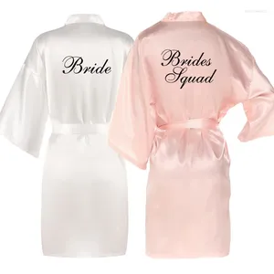 Dames Nachtkleding Blush Lichtroze Bruid Bruidsmeisje Gewaden Satijn Dames Kinomo Gewaad Zwart Schrijven Kamerjas Trouwjurk Kimono