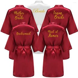 Dames Nachtkleding Bordeaux Dames Badjas Gouden Letter Bruid Bruidsmeisje Moeder Bruidsmeisje Maak je klaar Bruidsfeest Gewaden Geschenken Kamerjas