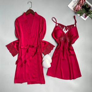 Vêtements de nuit pour femmes Casual Satin 2pcs Sleep Set Kimono Peignoir Robe Femmes Lingerie Intime Rayonne Chemise de Nuit Dentelle Garniture Nightwea