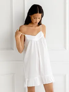 Dames slaapkleding katoen gegolfde nachthemd vrouwen mini -jurk backless nachthowns vrouw witte nachtjapon