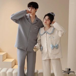 Vêtements de nuit pour femmes Couple Pyjamas Set Automne Hiver Femmes et hommes Air Clip Coton Home Suit Solide