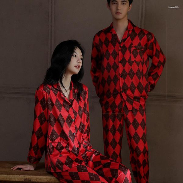 Couple de vêtements de nuit pour femmes en satin rouge imprimé 2 pièces pyjamas ensemble simple boutonnage manches longues haut et pantalons costumes