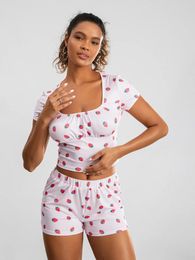 Damesnachtkleding Leuke pyjamaset voor dames Aardbeienprint T-shirt met korte mouwen, vierkante hals en shorts Loungewear