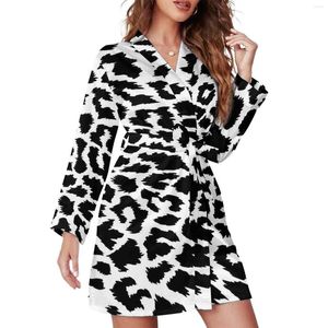 Vêtements de nuit pour femmes Robe de pyjama pour chien dalmatien Femme imprimé animal esthétique peignoir à manches longues col en V motif pyjamas robes printemps rétro
