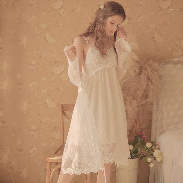 Ropa de dormir para mujer, conjunto de salón de hadas, vestido de noche de encaje Sexy blanco, ropa de dormir de princesa, conjunto de bata y vestido Vintage para mujer