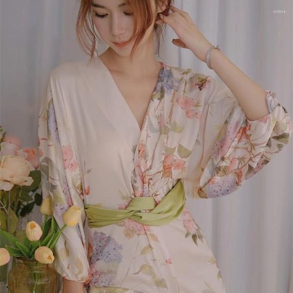 Ropa de dormir para mujer Moda Seda de hielo Bata de una pieza para dama Manga larga Elegante Vintage Lujo Floral Camisones Boda Novia Kimono