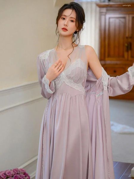 Ropa de dormir para mujer Pijamas vintage francés Ropa de noche Mujeres Primavera Otoño Seda Robe Nightgown Lace Pure Sexy Homewear Victorian Princess