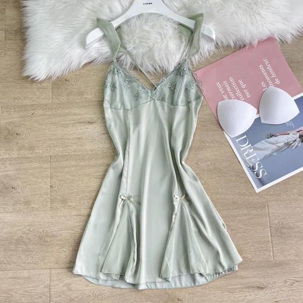 Vêtements de nuit pour femmes Vert Femmes Été Mini Chemise de nuit Spaghetti Strap Dentelle Volants Chemise de nuit Sexy Rayon Home Sleepshirts M-XL Lingerie