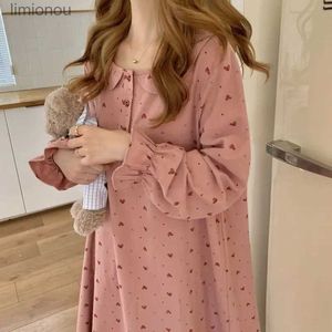 Vêtements de nuit pour femmes Chemise de nuit imprimée coeur vêtements de nuit femmes Style coréen volants robe de nuit une pièce pyjamas automne à manches longues vêtements de maison nouveau InC24319