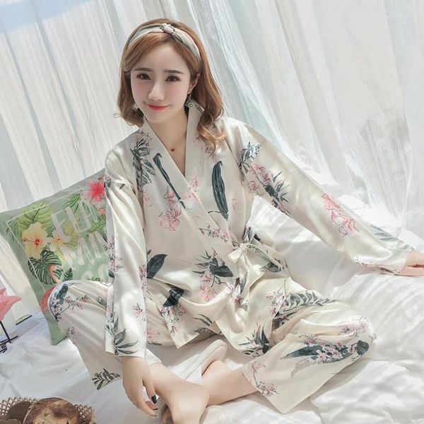 Vêtements de nuit pour femmes Pyjamas en soie glacée Printemps et automne Kimono japonais à manches longues Version coréenne Vêtements de maison décontractés Ensemble 2 pièces