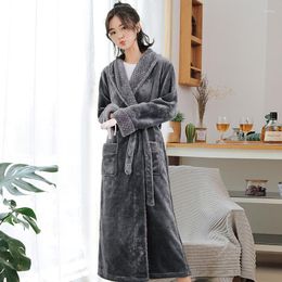 Vêtements de nuit pour femmes Lingerie Femmes Gris Flanelle Robe Kimono Peignoir Lounge Wear Doux Vêtements De Nuit Vêtements De Maison