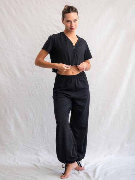 Marthaqiqi – chemise de nuit décontractée pour femmes, ensemble 2 pièces, Sexy, col en v, manches courtes, haut court, pyjama, pantalon, à la mode