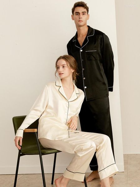 Vêtements de nuit pour femmes hommes femmes ensembles de pyjama en soie 2023 printemps été vêtements à manches longues luxe Cool doux Couple porte blanc noir