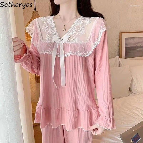 Pyjama de vêtements de nuit pour femmes sets pour les femmes en dentelle vintage V-col