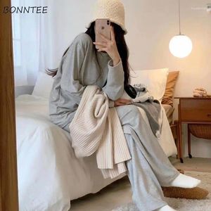 Vêtements de nuit pour femmes Pyjamas Ensembles Femmes Coupe confortable Solide Simple Deux pièces Lounge Ins Loisirs O-Cou Chic Tendre Femme Quotidien Ulzzang