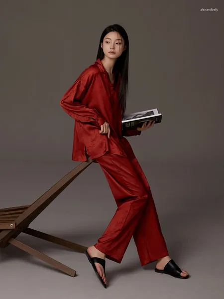 Pyjamas de vêtements de nuit pour femmes printemps et automne glace soie à manches longues maison artificielle rouge rétro style chinois simple mode simple boutonnage
