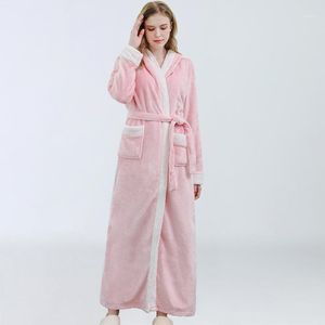 Vêtements de nuit pour femmes Robe en flanelle rose chemise de nuit épaisse femmes Kimono Robe hiver vêtements de nuit chauds