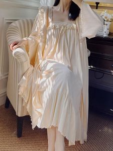 Ropa de dormir para mujeres Mujeres de talla grande primavera otoño retro francesa dulce camisola bata de dos piezas vestidos de noche princesa