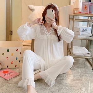 Vêtements de nuit pour femmes Princesse Pyjama Ensemble pour femmes Mince dentelle Patchwork Kawaii Lolita Sweet Homewear Tops Pantalons Mode coréenne Volants