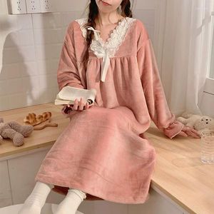 Ropa de dormir para mujer estilo princesa camisón mujeres otoño invierno dulce grueso coral polar camisón sexy encaje con cuello en v franela ropa para el hogar