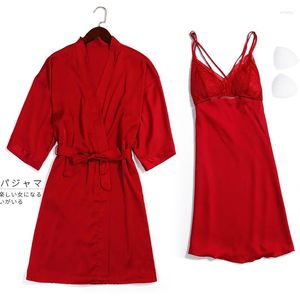 Vêtements de nuit pour femmes Robe de dentelle en satin rouge Ensemble de vêtements pour la maison Sexy Kimono Robe de bain Chemise de nuit courte Femme Robe de nuit Twinset Lingerie intime