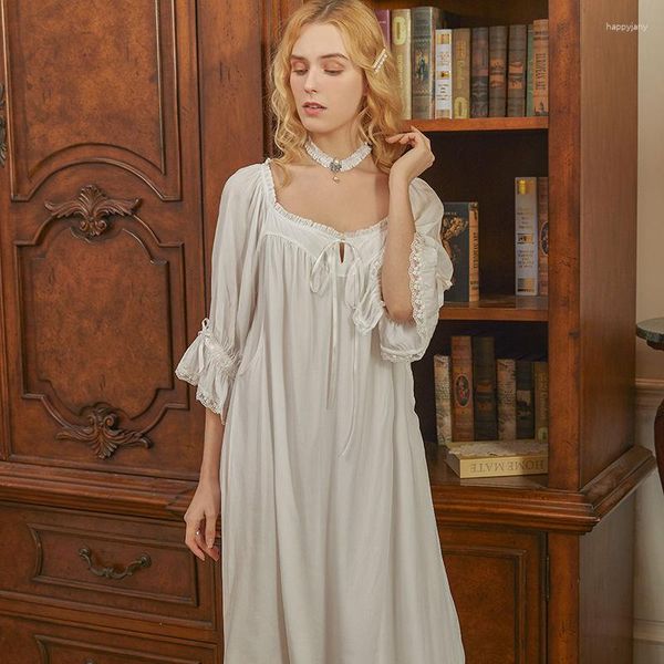Vêtements de nuit pour femmes chemises de nuit romantiques femmes grande taille Peignoir Robe dentelle blanche fée nuisette longue robe de nuit victorienne Vintage princesse