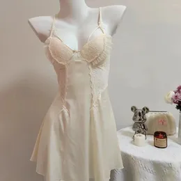 Vêtements de nuit pour femmes sexy robes de nuit française lolita filles cousant en dentelle suspense pyjamas lingerie émotionnelle atmosphère des vêtements à la maison