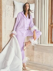 Dames nachtkleding effen kleur gewaad met veren enkele rij knopen kraagvorm dames slaapkleding set satijnen pyjama sets 231206