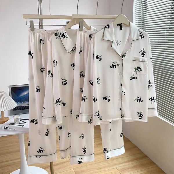Ropa de dormir para mujer Primavera Sexy Panda de dibujos animados Impreso Satinado Camisa de manga larga Pantalones Homewear Otoño Pareja Mujeres Hombres Rayón Pijamas Set