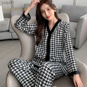 Vêtements de nuit pour femmes Printemps été dames fausse soie Polter pyjama ensembles Sexy femmes Homewear décontracté luxe pyjamas à carreaux pyjamas Fe vêtements de nuit L231109