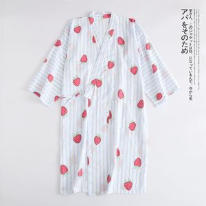 Ropa de dormir para mujer Primavera/Verano Pijamas para mujer Gasa de algodón puro Delgada Suave Raya japonesa Kimono de fresa Bata para mujer Albornoz de spa suelto