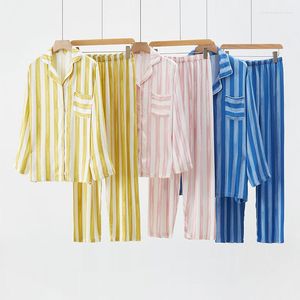 Vêtements de nuit pour femmes Stripe Imprimé Multi Couleur Pantalon en coton en option Pyjama Costume pour couples Hommes et vêtements de pyjama à manches longues en vrac