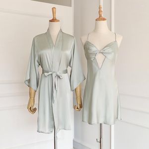 Vêtements de nuit pour femmes Summer Ice Soie Robe Robe Costume Femmes Sexy Col V Printemps Automne Vêtements de nuit Creux Out Chemise de nuit Intime Robe de maison