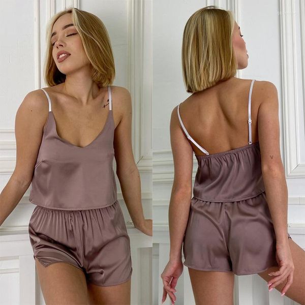 Vêtements de nuit pour femmes Pyjamas d'été Femmes Soie Casual Maison Vêtements Lâche Sexy Fun Bretelles Shorts Costume