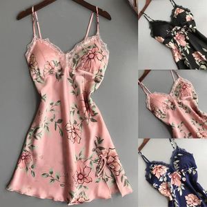 Dames slaapkleding zomer roze pyjama sexy jurk bloemen bedrukt kant voor vrouwen thuis v-neck met riem camisole nachtdress bodysuit