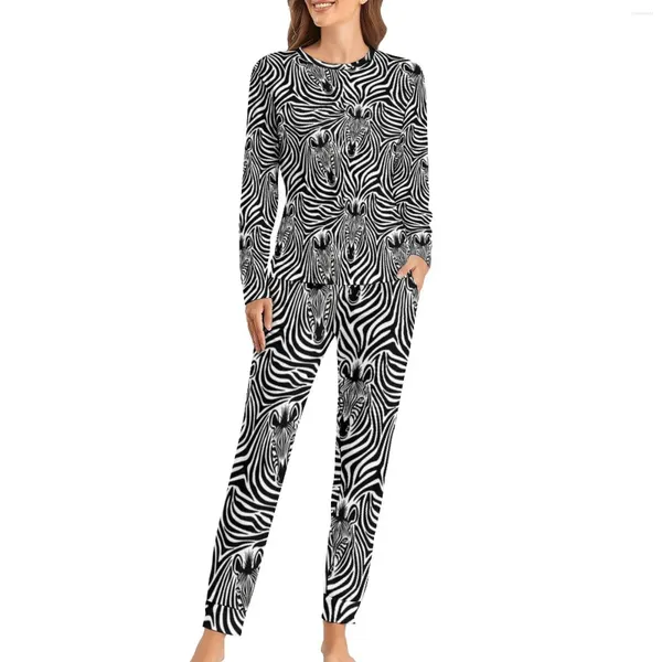 Vêtements de nuit pour femmes tendance zébra pyjamas pyjamas noire et blanc kawaii sage femme 2 pièces chambre à coucher surdimension