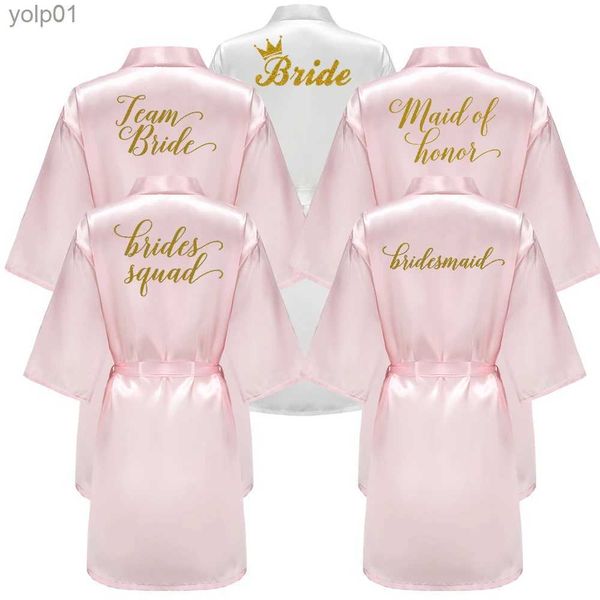 Ropa de dormir para mujer Fiesta de bodas Dama de honor Dama de honor Robe con carta de escritura dorada Mujeres Lady Pink Satin Albornoz Kimono S-4XLL231109