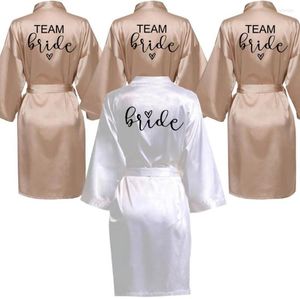 Vrouwen Nachtkleding Bruiloft Team Bruid Gewaad Met Zwarte Letters Kimono Satijnen Pyjama Bruidsmeisje Badjas SP061