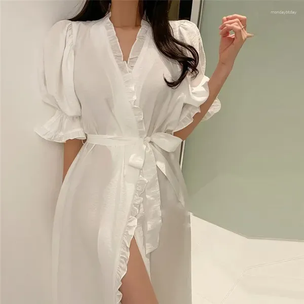 Vêtements de sommeil pour femmes blancs de nuit d'été de nuit élégante longue coton sweet coton coton cardigans lacet up poeve poeve l611