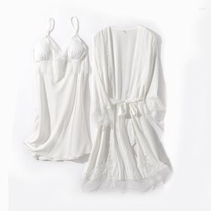 Vêtements de nuit pour femmes Robe de mariée blanche Ensemble Lady V-Neck Lingerie intime Sexy Kimono Robe Summer Loose NightgownBathrobe Suits
