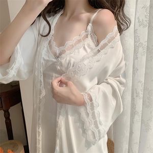 Vêtements de nuit pour femmes pyjamas en soie blanche ensemble femmes 2 pièces mariée Robe de mariée chemise de nuit Sexy dentelle Chemise Kimono peignoir Robe Lingerie