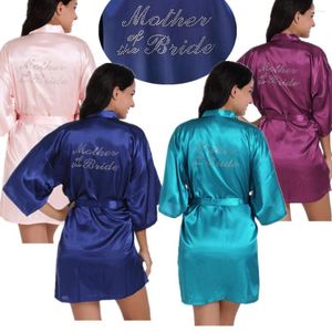 Vêtements de nuit pour femmes en gros mère de la mariée lettre strass femmes Kimino demoiselle d'honneur courtes robes de satin pour la fête de mariage se préparer